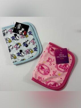NWT-Disney Blue Minnie & Daisy OR Pink Disney Princess 7x11 Plush Cloth Towel
